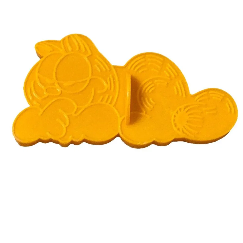 Vintage 1978-83 Wilton Garfield & Odie Orange Cookie Cutters Cat Lot Set of 4